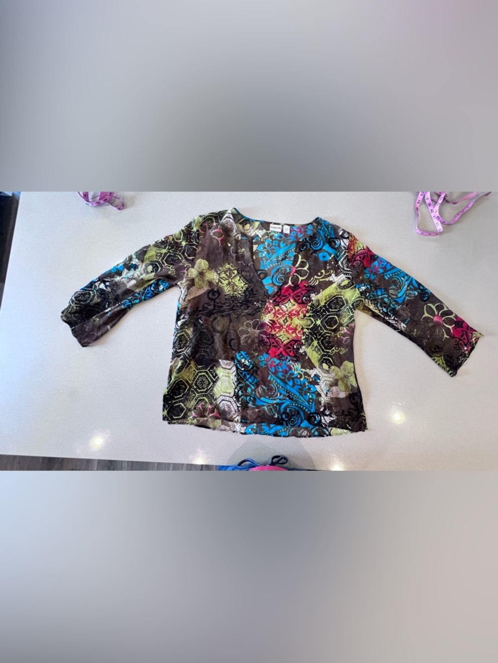 Chico’s 100%Silk Sheer tunic V-neckline 3/4 sleeves Floral Geometric Sz 3 XL 16 - Picture 4 of 9